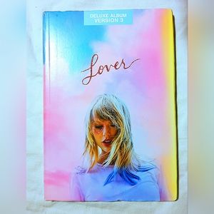 Taylor Swift Lover Journal Fanbook Version 3